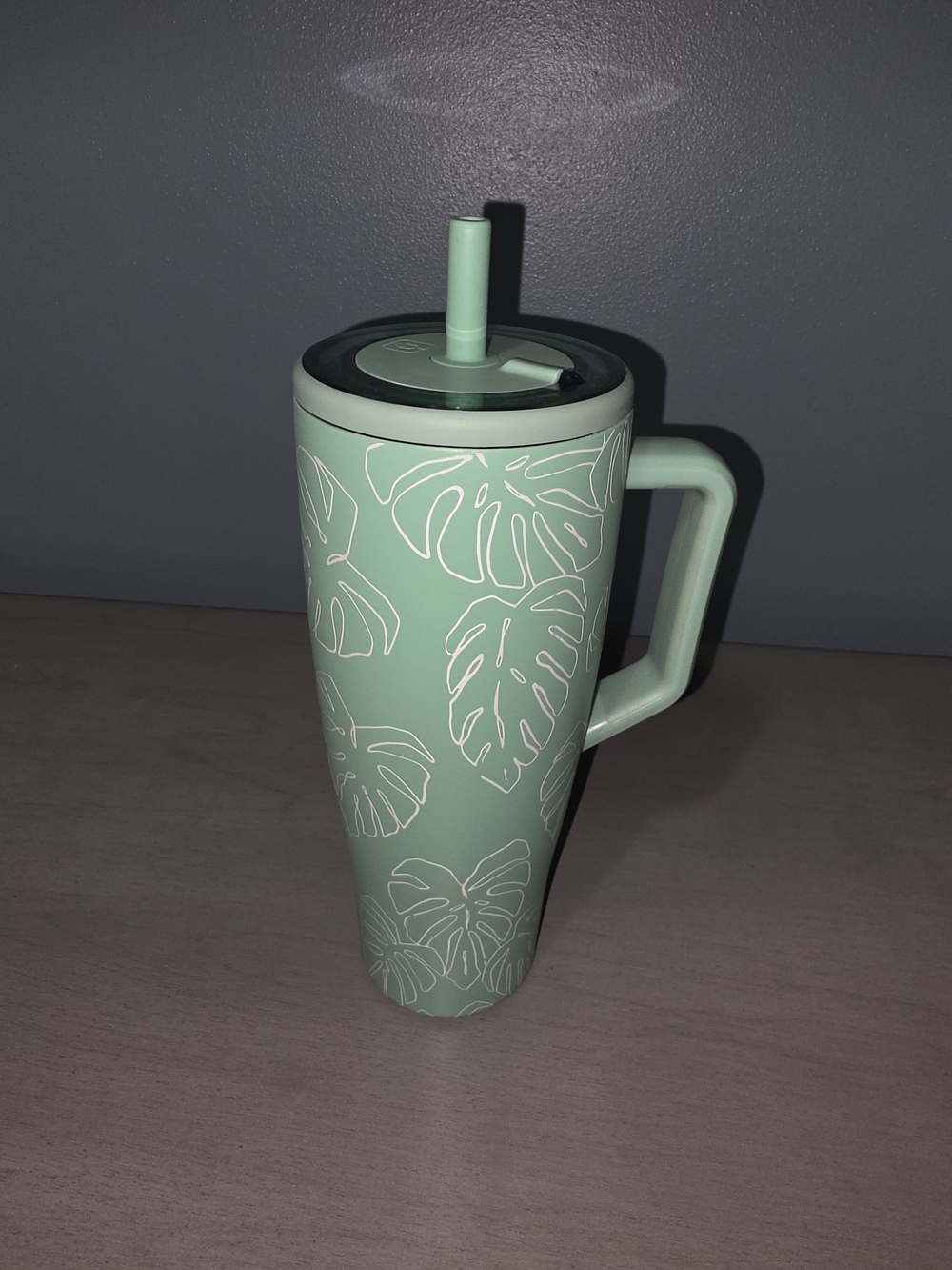 Brumate 40 Oz Era Monstera VIP Exclusive - Picture 3 of 4